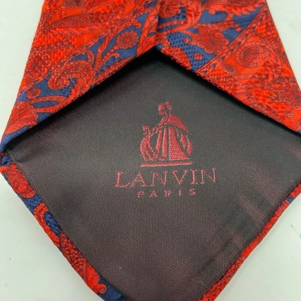 Lanvin Paris 100% Silk Tie Red Floral Paisley Pattern Made in France Old Money‎
